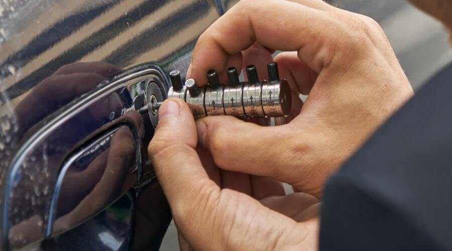 Professional New roof installation in Rineyville, KY